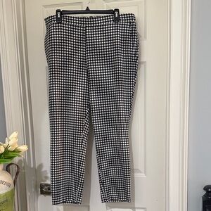 Women’s Black and White Houndstooth Pants